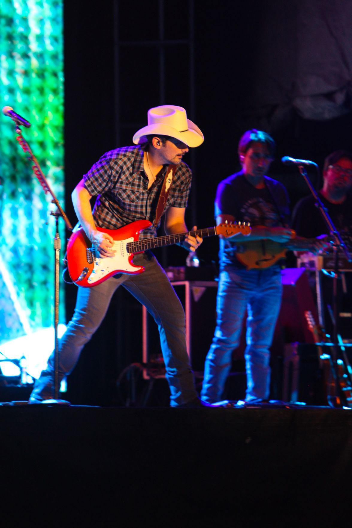 Brad Paisley at Hollywood Casino Amphitheatre parking lot